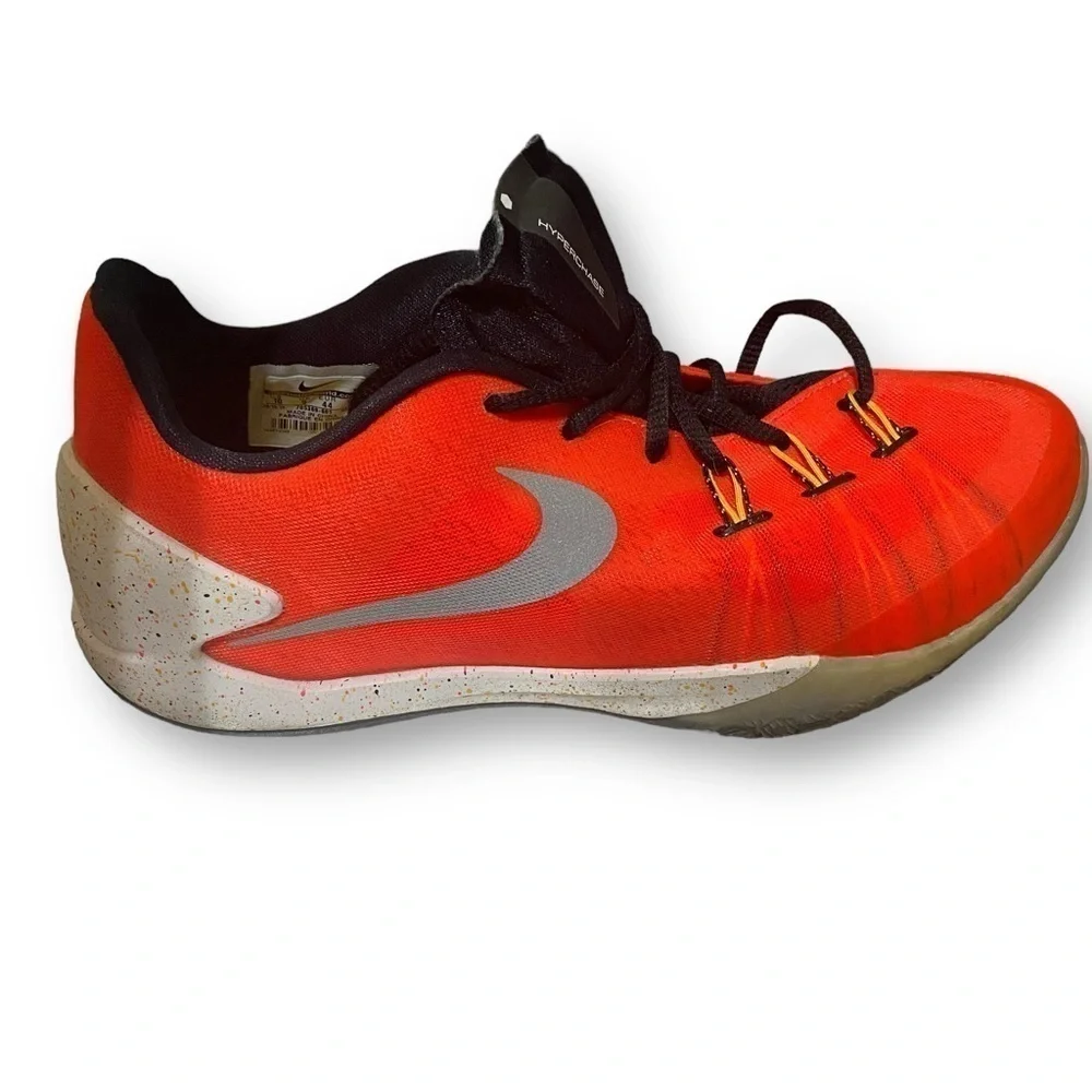 NIKE “Hyperchase” Premium Rouge Sneakers. Men’s Size 10 Bright Orange ECU